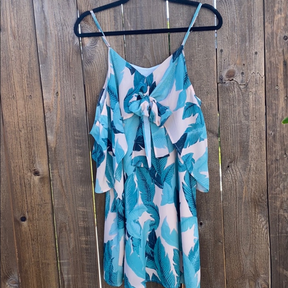 VICI tropical mini cold shoulder dress - Picture 2 of 7